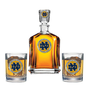 University of Notre Dame Capitol Decanter with 2 Glasses
