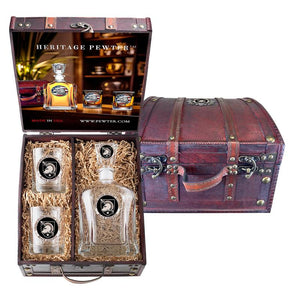 US Military Academy Black Knights Capitol Decanter and 2 Glasses with Chest Box