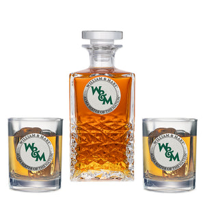 William and Mary Heritage Decanter with 2 Glasses