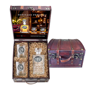 Grizzly Bear Heritage Decanter and 2 Glasses with Chest Box