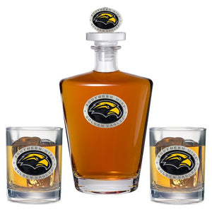 University of Southern Mississippi Royal Decanter with 3D Top & 2 Glasses - Heritage Metalworks, Inc.