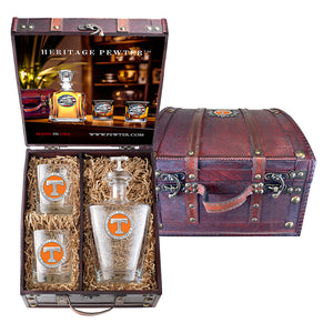 University of Tennessee Royal Decanter with 3D Top Horned Frogs and 2 Glasses w/ Chest Box